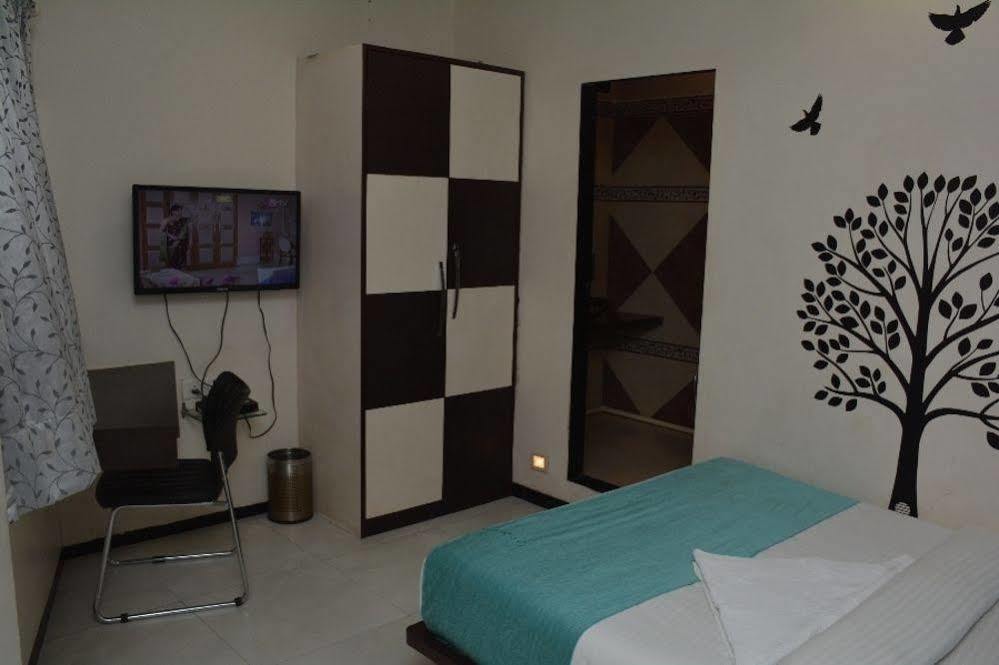 Hotel O Blue Pearl Residency Near Chhatrapati Shivaji International Airport Mumbai Exterior foto